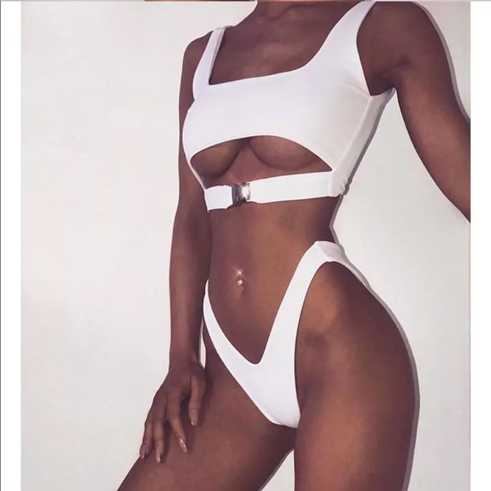 White buckle bikini